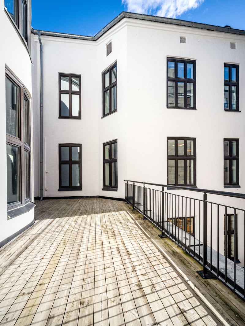 3 etasje disponerer en eksklusiv takterrasse